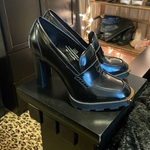 Karl Lagerfeld black heel loafers gorgeous🔥🤩🖤